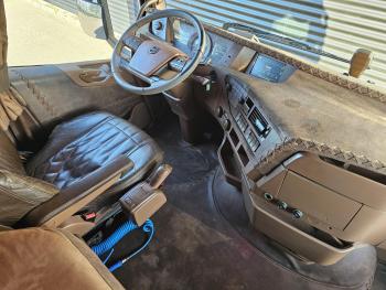 Volvo FH 16 750 6x2  BOOGIE / RETARDER / I PARK COOL